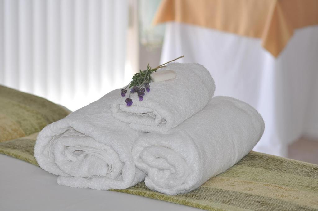 มาคาริออส เบด แอนด์ เบรคฟาสต์ Bed & Breakfast ลางเงอบาน ภายนอก รูปภาพ